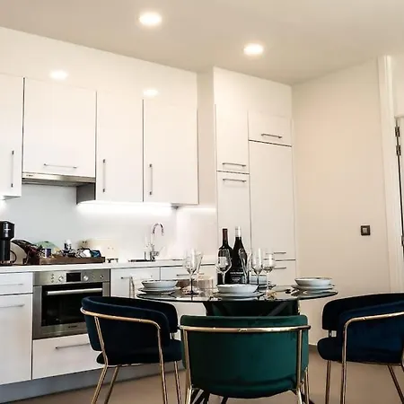 Intempo The First Apartament